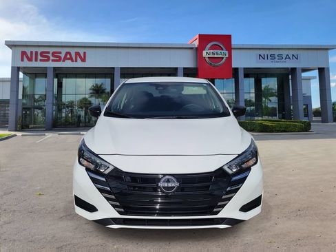 Used 2025 Nissan Versa S w/ Trunk Package FWD image 5