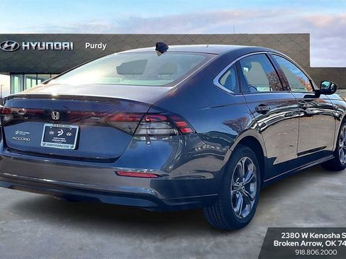 Used 2024 Honda Accord EX image 9