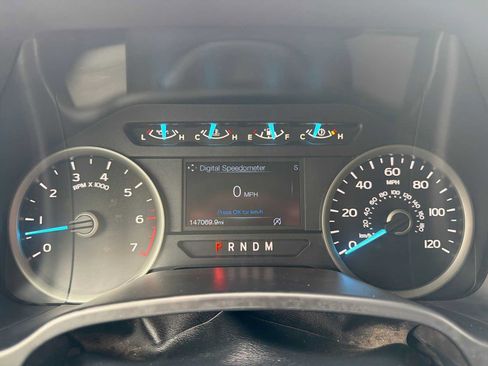 Used 2018 Ford F150 XLT w/ Equipment Group 302A Luxury AWD/4WD image 33