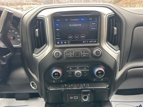 Certified 2022 Chevrolet Silverado 1500 LT Trail Boss w/ Bed Protection Package image 12