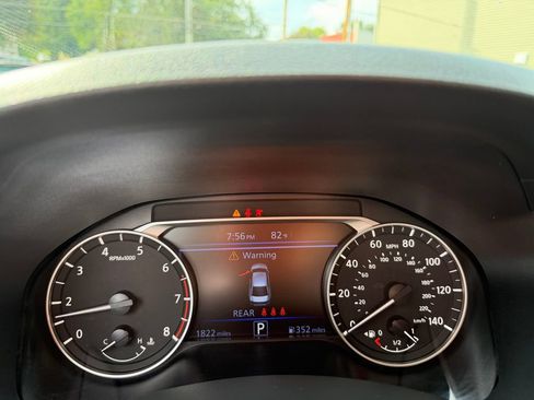 Used 2025 Nissan Altima 2.5 SV FWD image 16