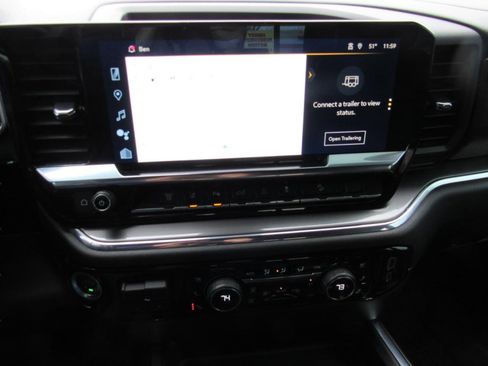 Used 2024 Chevrolet Silverado 2500 High Country image 32