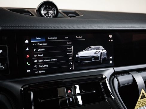 New 2026 Porsche Panamera GTS AWD/4WD image 17