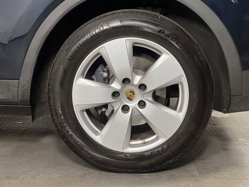 Certified 2022 Porsche Cayenne image 14