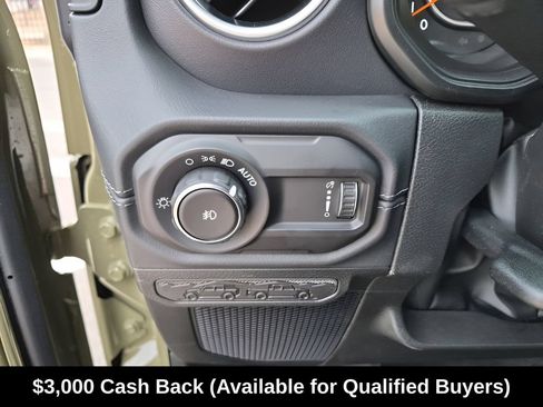 New 2026 Jeep Wrangler Unlimited Sahara AWD/4WD image 36