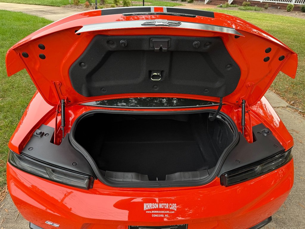 Used 2018 Chevrolet Camaro SS w/ Hot Wheels Edition RWD image 60