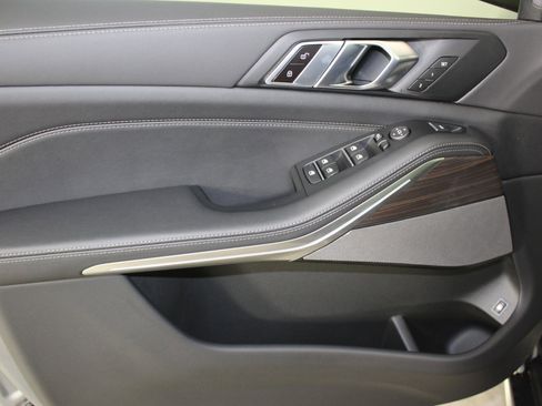 New 2026 BMW X5 xDrive50e image 12