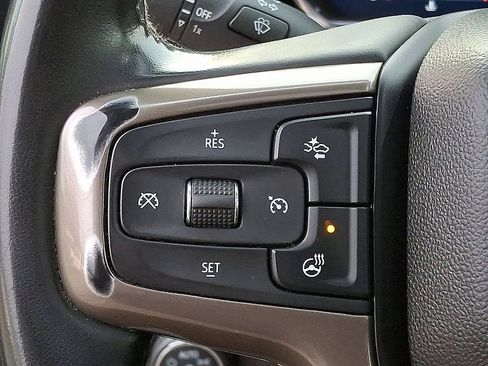 Used 2024 Chevrolet Silverado 3500 High Country w/ High Country Premium Package AWD/4WD image 16