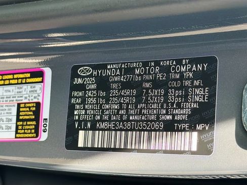 Certified 2026 Hyundai Kona Limited FWD image 33
