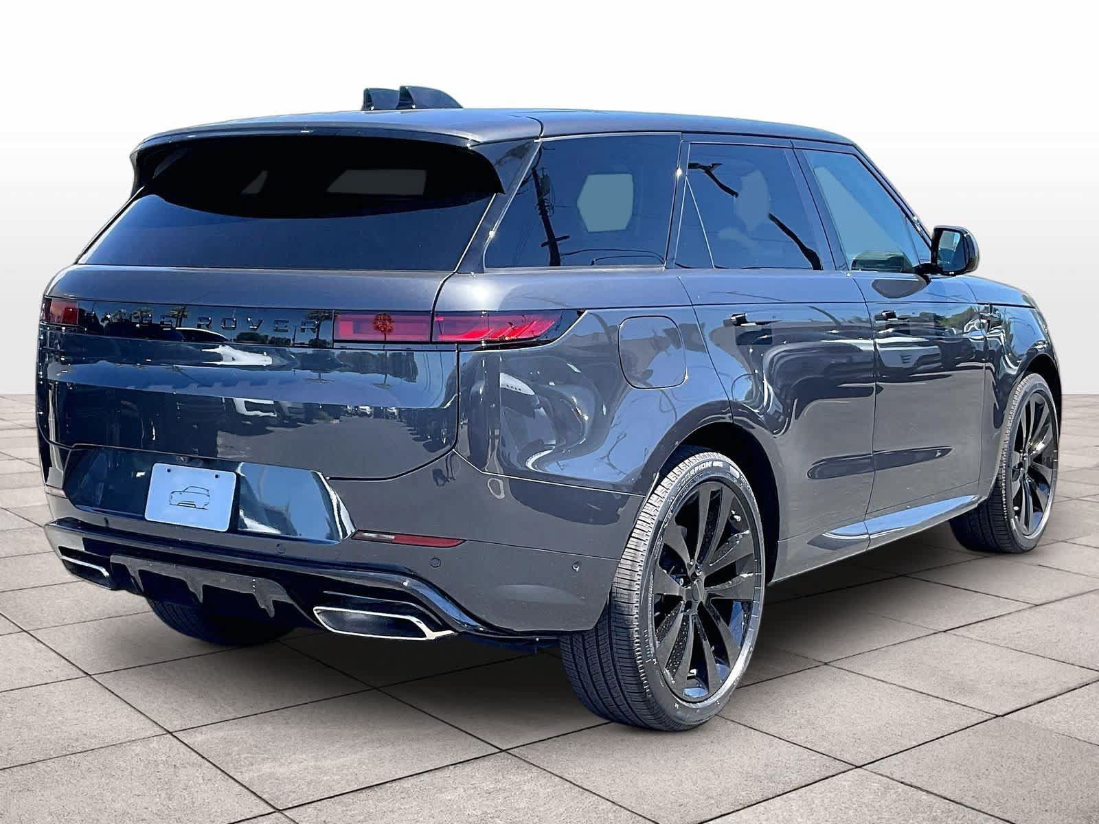 New 2026 Land Rover Range Rover Sport Dynamic SE AWD/4WD image 4
