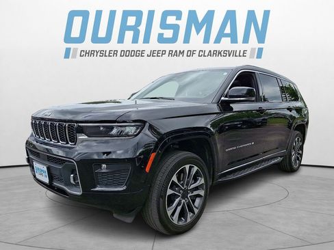 Used 2024 Jeep Grand Cherokee L Overland w/ Luxury Tech Group IV AWD/4WD image 3