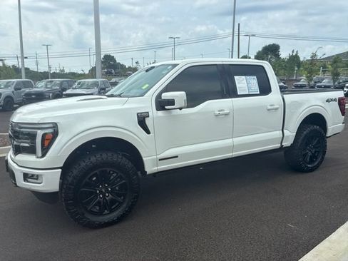 Used 2024 Ford F150 Platinum w/ Equipment Group 702A High AWD/4WD image 3