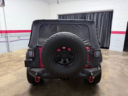 Used 2009 Jeep Wrangler X image 8