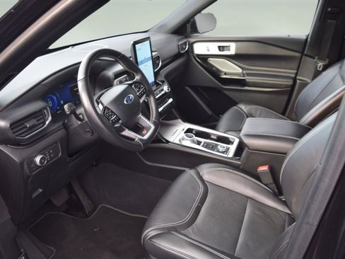 Certified 2022 Ford Explorer ST w/ Equipment Group 401A image 12