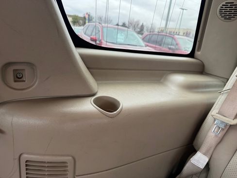 Used 2003 Cadillac Escalade AWD image 44