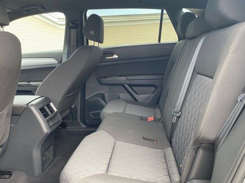 Used 2020 Volkswagen Atlas Cross Sport S image 18