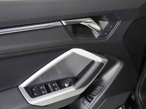 Used 2025 Audi Q3 2.0T Premium Plus w/ Premium Plus Package image 21