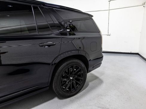 Used 2023 Cadillac Escalade Sport Platinum w/ LPO, ONYX Package image 23