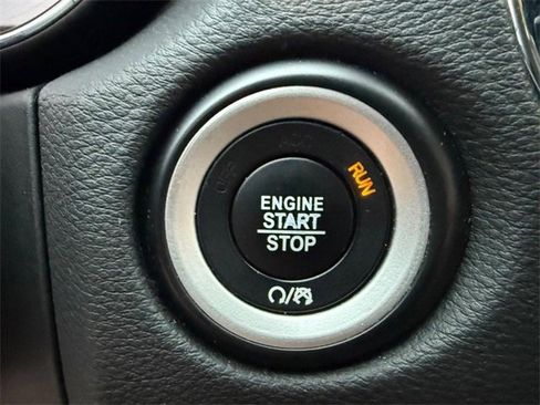 Used 2016 Dodge Durango Citadel w/ Premium Entertainment Group image 25