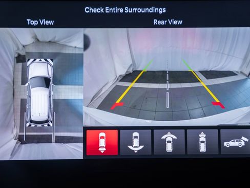 New 2025 Jeep Grand Cherokee L Limited w/ Luxury Tech Group II image 43