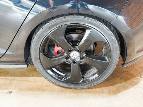 Used 2017 Volkswagen GTI S FWD image 50
