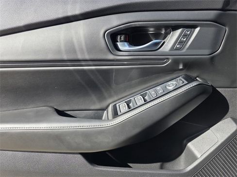 Used 2024 Honda Accord Touring image 17