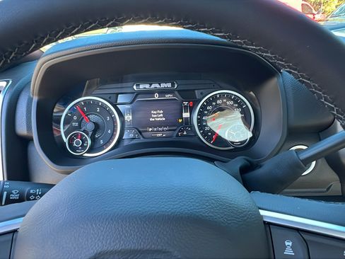 New 2025 RAM 5500 4x4 Regular Cab image 27