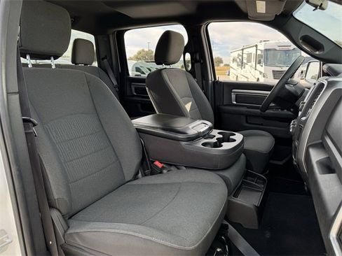 Used 2024 RAM 1500 Classic Warlock image 27