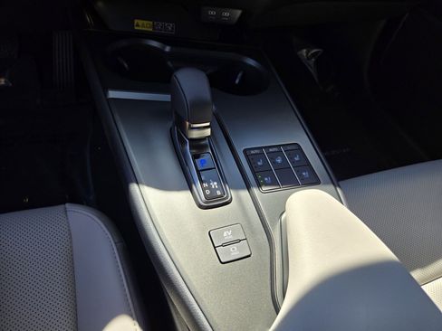 New 2026 Lexus UX 300h AWD image 13