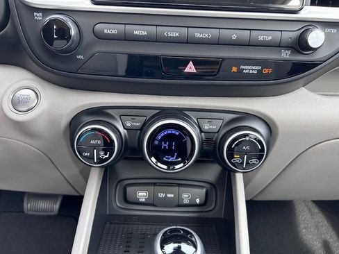 New 2026 Hyundai Venue SEL FWD image 14
