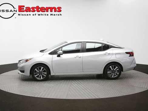 Used 2025 Nissan Versa SV FWD image 58