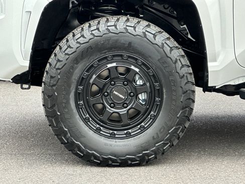 New 2026 Toyota Tacoma SR5 AWD/4WD image 30