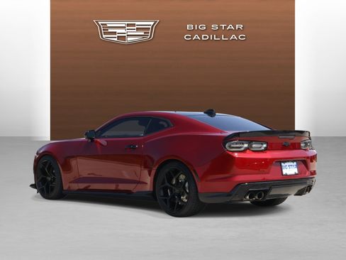 Used 2022 Chevrolet Camaro SS RWD image 3