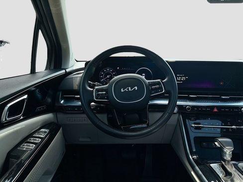 Certified 2024 Kia Carnival SX Prestige FWD image 27