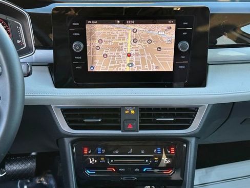 New 2026 Volkswagen Taos SEL AWD/4WD image 22