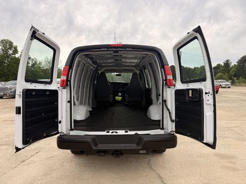 New 2025 Chevrolet Express 2500 w/ Driver Convenience Package RWD image 9