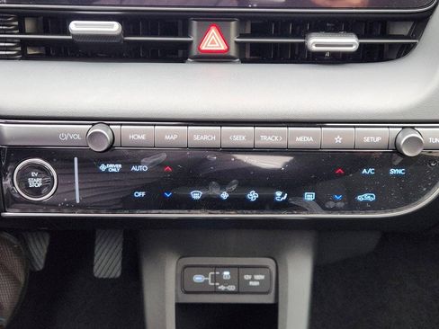 New 2026 Hyundai Ioniq 5 SE image 14