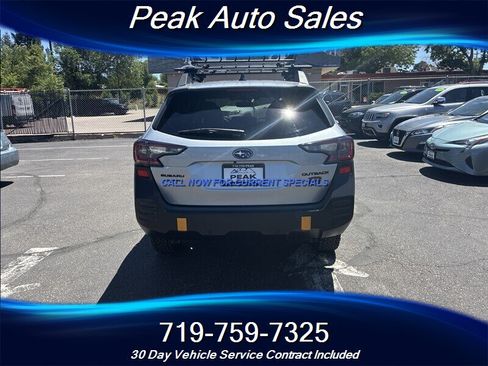Used 2022 Subaru Outback Wilderness AWD/4WD image 6