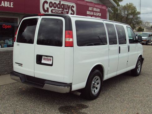 Used 2014 Chevrolet Express 1500 LT w/ LT Preferred Equipment Group AWD/4WD image 7