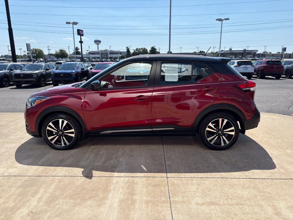Certified 2020 Nissan Kicks SR w/ SR Premium Package FWD image 2