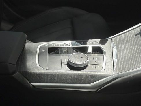 Used 2025 BMW 330i Sedan w/ M Sport Package RWD image 6