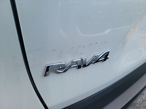 Used 2025 Toyota RAV4 Limited w/ Advanced Technology Package FWD image 11