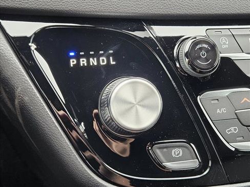 New 2025 Chrysler Voyager LX image 13