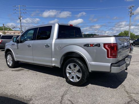 Used 2016 Ford F150 Platinum w/ Equipment Group 701A Luxury image 4