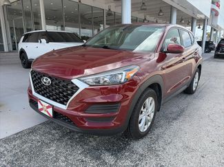 Used 2020 Hyundai Tucson SE video 1
