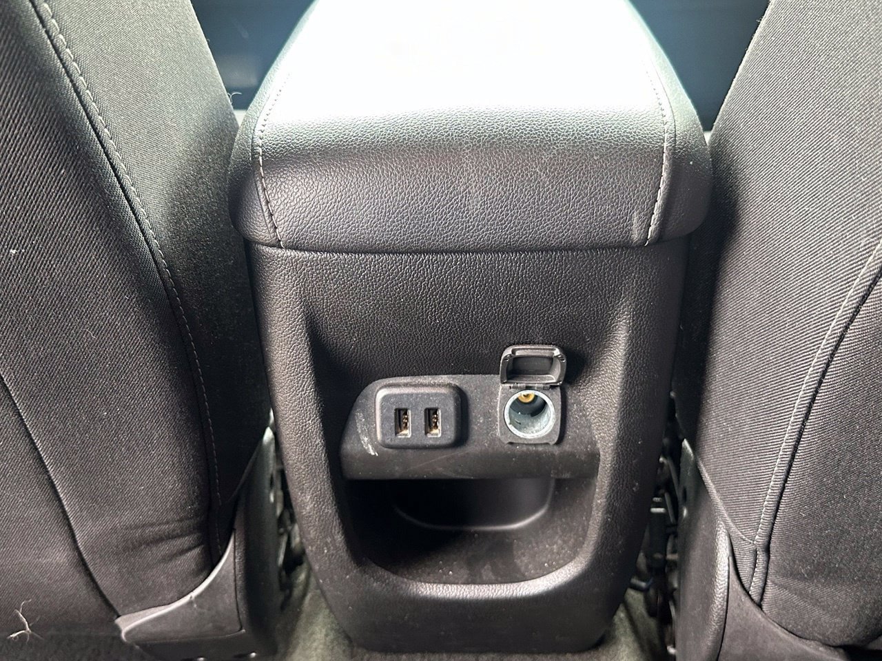 Used 2018 GMC Canyon SLE w/ SLE Convenience Package RWD image 21