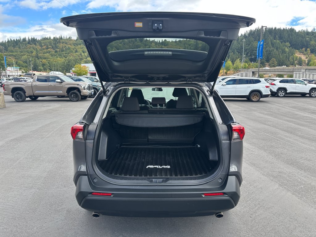 Used 2020 Toyota RAV4 LE w/ All Weather Liner Package AWD/4WD image 11