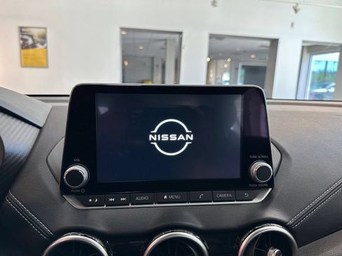 Used 2025 Nissan Sentra SV FWD image 20