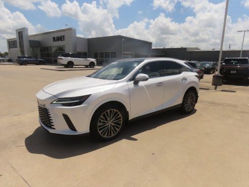 Used 2024 Lexus RX 350 FWD w/ Convenience Package image 2