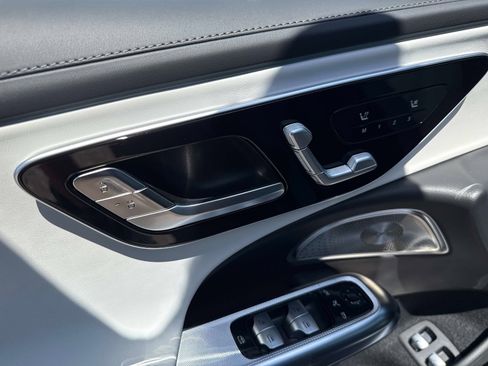 New 2026 Mercedes-Benz E 53 AMG e 4MATIC Sedan image 18